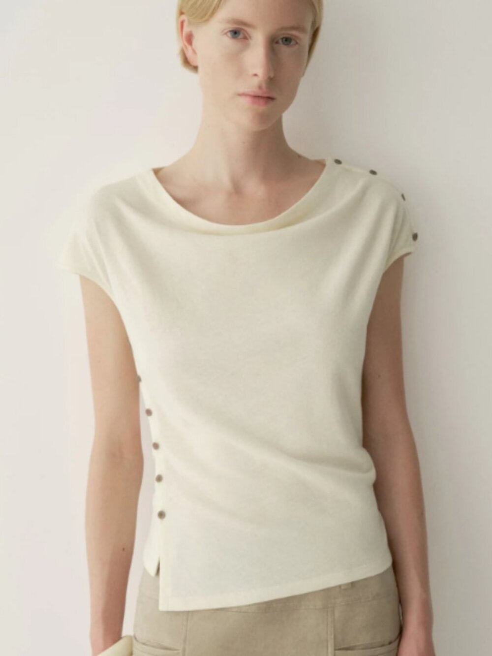 NWOT INSIS Femme Side-Slit T-Shirt in Off White